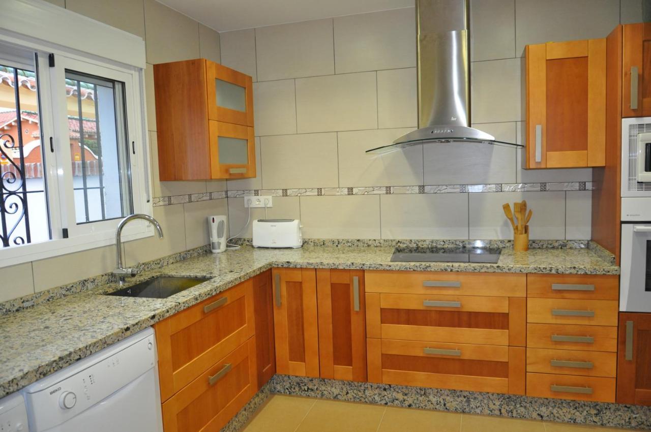 El Descanso - By Costadelsolholiday Family Villa By Marina Heated Private Pool! Benalmadena Bagian luar foto